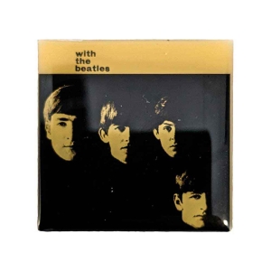 The Beatles - With The Beatles Album Pin Badge i gruppen MERCHANDISE / Merch / Pop-Rock hos Bengans Skivbutik AB (5537409)